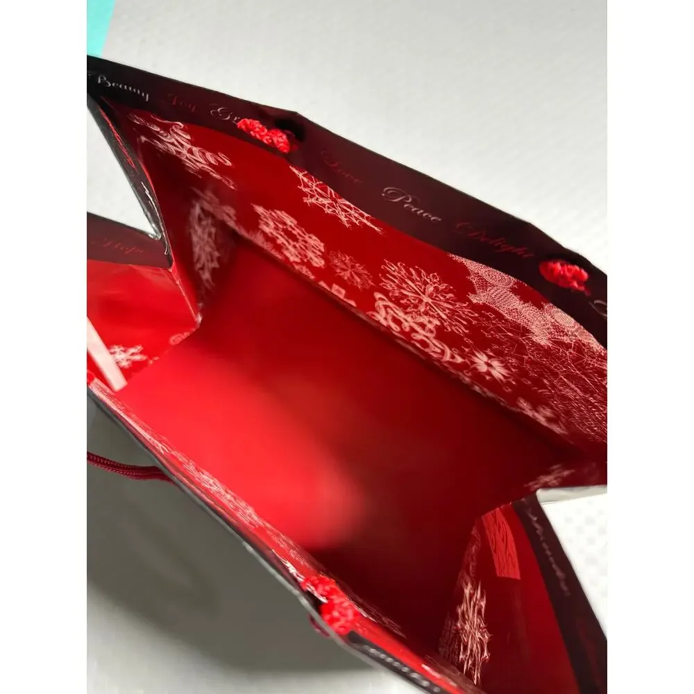 Saks Fifth Avenue Shopping Gift Bag great Condition 10x8x6
